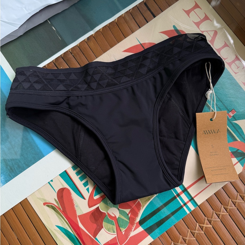 Awwa Period Underwear
